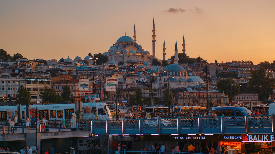 İstanbul şehir ve yaşam haberleri için editoryal görsel — Fotoğraf: Ibrahim Uzun / Unsplash